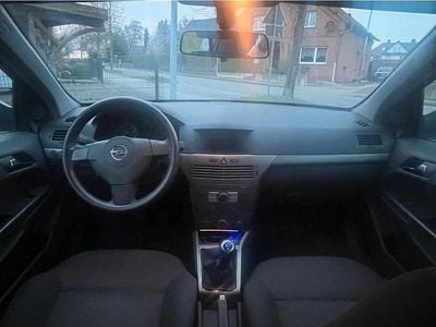 Usata Opel Astra 85 CV (62 kW) 2004 Grigio Utilitaria