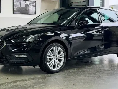 Używany Seat Leon Style 150 KM (110 kW) 2025 Czarny Sedan/Limuzyna