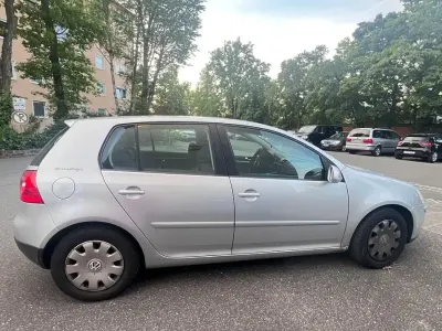 Gebraucht VW Golf V 105 PS (77 kW) 2007 Silber Kleinwagen