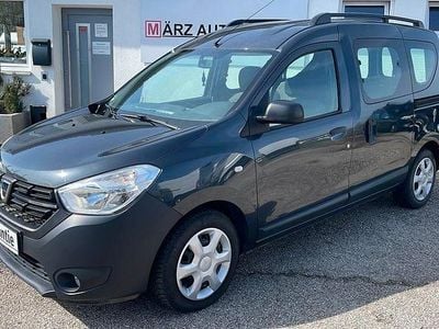Usata Dacia Dokker Essentiel 102 CV (75 kW) 2018 Grigio Monovolume