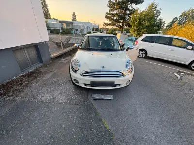 Gebraucht Mini Cooper 120 PS (88 kW) 2008 Weiß Kleinwagen
