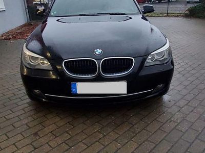 Schwarz Gebraucht 2010 BMW 520 Lifestyle Kombi | 5.800 € (Guter Preis)