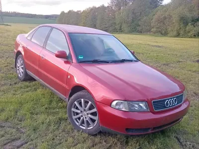 Używany Audi A4 101 KM (74 kW) 1998 Sedan/Limuzyna