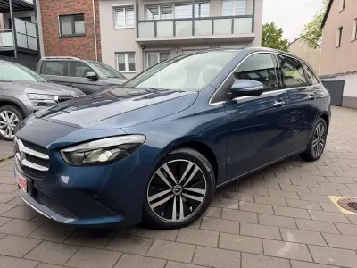 Gebraucht Mercedes B220 Progressive 190 PS (139 kW) 2021 Denimblau Kleinwagen