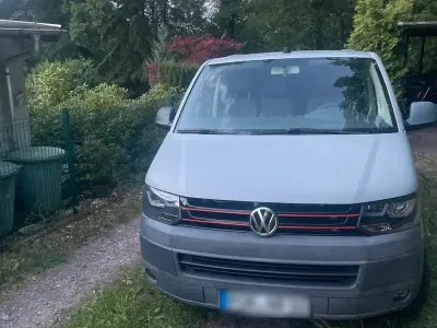 Gebraucht VW T5 131 PS (96 kW) 2005 Grau Van