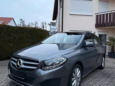 Brugt Mercedes B180 110 HK (80 kW) 2015 Grå MPV