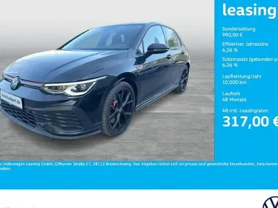 Gebraucht VW Golf VIII GTI Clubsport 301 PS (221 kW) 2024 Deep black perleffekt Limousine