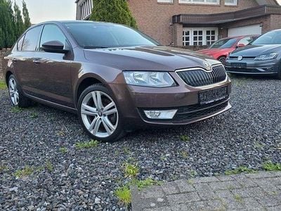 Gebraucht Skoda Octavia 179 PS (131 kW) 2013 Braun Limousine