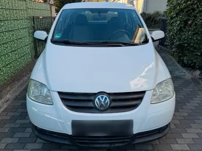 Używany VW Fox 55 KM (40 kW) 2008 Biały Hatchback