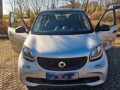Gebraucht Smart ForFour 60 PS (44 kW) 2017 Silber Kleinwagen