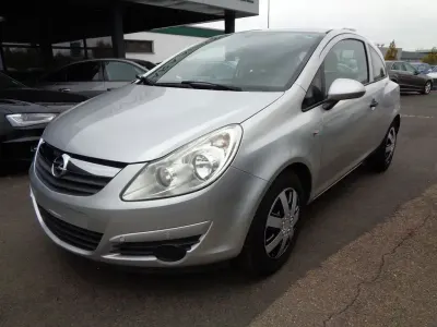 Gebraucht Opel Corsa Selection 60 PS (44 kW) 2009 Silber Kleinwagen