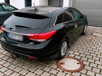 Usata Hyundai i40 135 CV (99 kW) 2012 Nero Station wagon