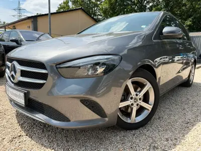 Gebraucht Mercedes B200 163 PS (119 kW) 2019 Grau Van / Kleinbus