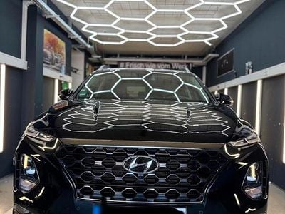 Gebraucht Hyundai Santa Fe Premium 185 PS (136 kW) 2019 Schwarz SUV