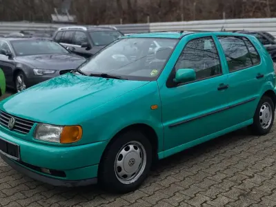 Gebraucht VW Polo Highline 60 PS (44 kW) 1999 Grün Limousine