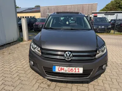 Gebraucht VW Tiguan Sportline 177 PS (130 kW) 2013 Grau SUV