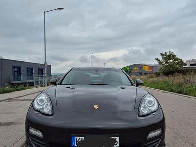Porsche Panamera 4S