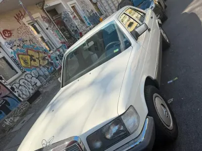 Gebraucht Mercedes 280 SE 185 PS (136 kW) 1983 Weiß Limousine