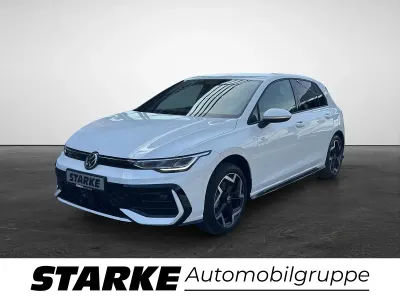 Ny VW Golf VIII R-line 150 HK (110 kW) 2026 Hvid Sedan
