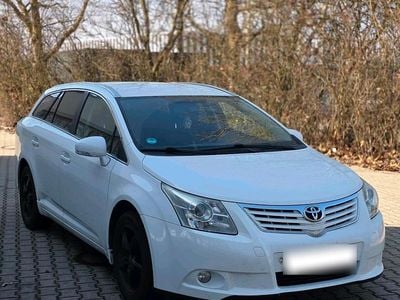 Second-hand Toyota Avensis Sol 150 CP (110 kW) 2010 Alb Break