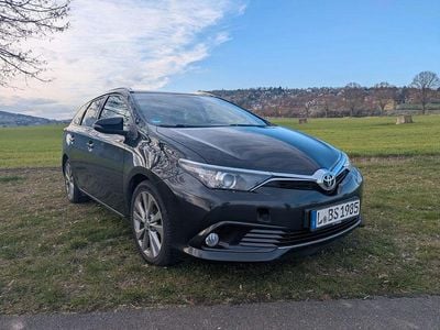 Usata Toyota Auris Touring Sports 116 CV (85 kW) 2015 Nero Station wagon