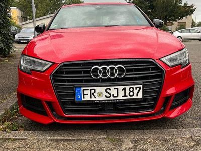Gebraucht Audi A3 Sport 150 PS (110 kW) 2019 Rot Limousine