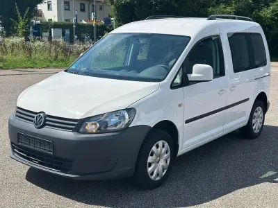 Gebraucht VW Caddy 102 PS (75 kW) 2011 Weiß Van / Kleinbus