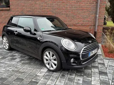 Gebraucht Mini Cooper D 116 PS (85 kW) 2015 Schwarz Kleinwagen