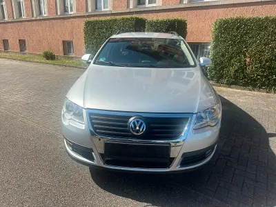 Gebraucht VW Passat 140 PS (102 kW) 2006 Silber Kombi