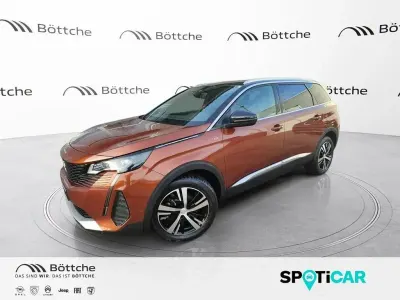 Gebraucht Peugeot 5008 GT 131 PS (96 kW) 2023 Lackierung cuprite/metallic klarlack SUV