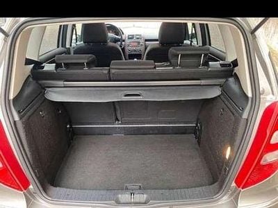 Mercedes A200