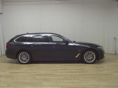 Gebraucht BMW 530e Sport Line 292 PS (214 kW) 2023 Schwarz Kombi