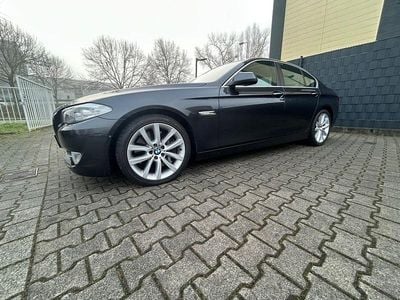 Second-hand BMW 550 Sport Line 408 CP (300 kW) 2012 Gri Berlinǎ