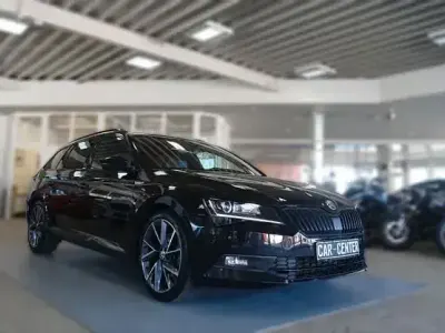 Używany Skoda Superb SportLine 220 KM (161 kW) 2017 Czarny Kombi