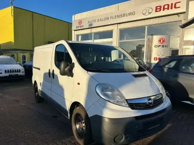 Gebraucht Opel Vivaro 90 PS (66 kW) 2011 Weiß Van / Kleinbus