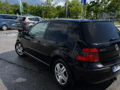 Gebraucht VW Golf 101 PS (74 kW) 2002 Schwarz Coupé