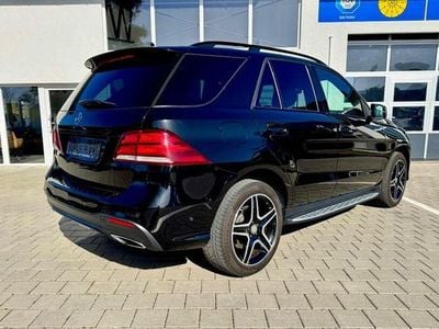 Second-hand Mercedes GLE400 AMG 333 CP (244 kW) 2016 Negru SUV