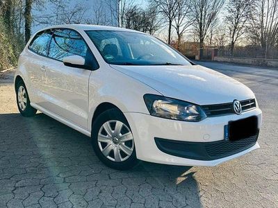 Gebraucht VW Polo 60 PS (44 kW) 2013 Weiß Kleinwagen