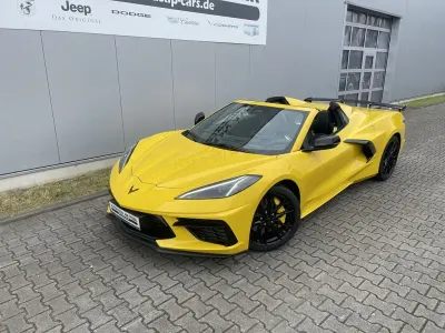 Neu Corvette C8 481 PS (353 kW) 2026 Gelb Cabrio