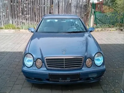 Gebraucht Mercedes CLK320 218 PS (160 kW) 2000 Braun Coupé