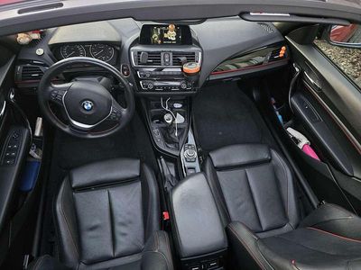 Gebraucht BMW 218 Sport Line 136 PS (100 kW) 2016 Rot Cabrio