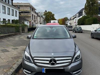 Mercedes B180