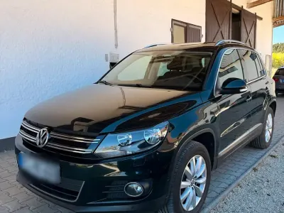 Gebraucht VW Tiguan 140 PS (102 kW) 2012 Grün SUV