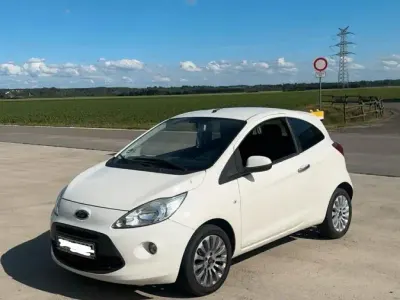 Gebraucht Ford Ka Trend 69 PS (50 kW) 2010 Weiß Kleinwagen