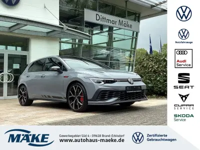 Gebraucht VW Golf VIII GTI Clubsport 300 PS (220 kW) 2023 Mondsteingrau Limousine
