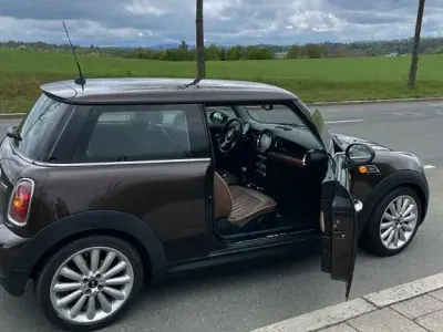 Używany Mini Cooper 122 KM (89 kW) 2010 Brązowy Hatchback