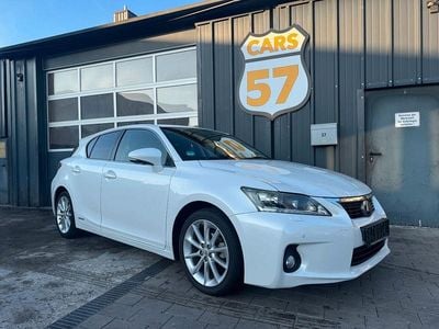 Lexus CT200h