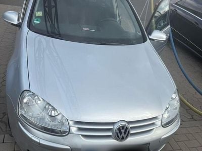 Gebraucht VW Golf V 122 PS (89 kW) 2008 Silber Kleinwagen