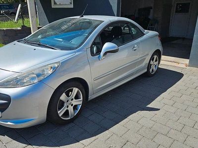 Gebraucht Peugeot 207 CC Sport 109 PS (80 kW) 2008 Grau Cabrio