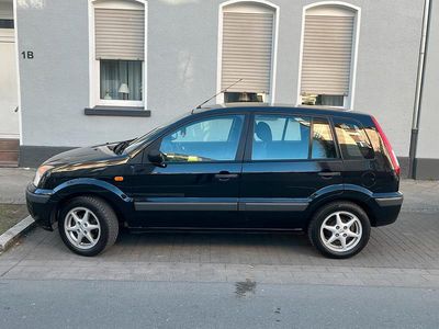 Gebraucht Ford Fusion 80 PS (58 kW) 2008 Schwarz Kleinwagen